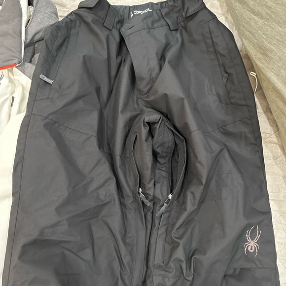 Spyder sky jacket, pants & Bennie - Picture 8 of 12